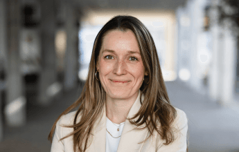 Portraitbild der Nachhaltigkeitsmanagerin Nina Ruhnow